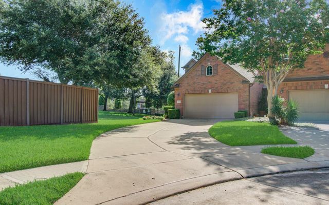 1103 Glenwood Canyon Lane, Houston, TX 77077