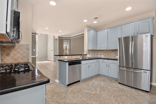 1103 Glenwood Canyon Lane, Houston, TX 77077