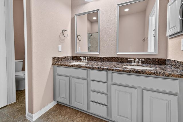 1103 Glenwood Canyon Lane, Houston, TX 77077