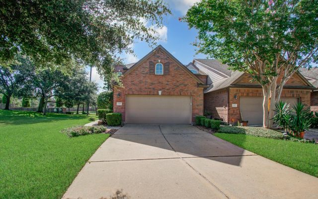 1103 Glenwood Canyon Lane, Houston, TX 77077