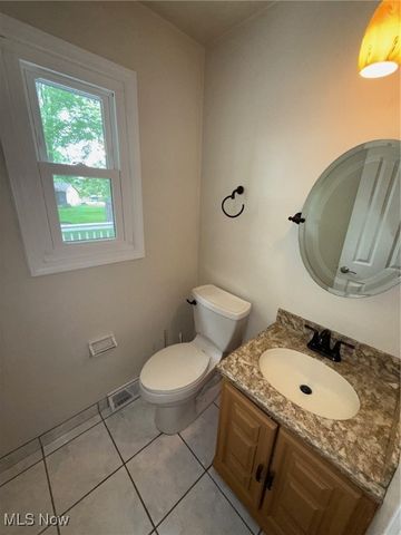 7556 Jaguar Drive, Boardman, OH 44512