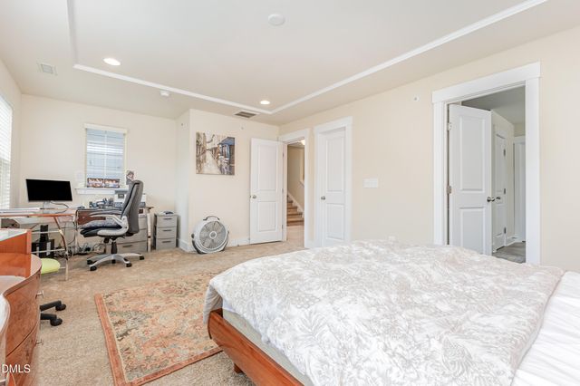 9202 Giralda Walk, Raleigh, NC 27617