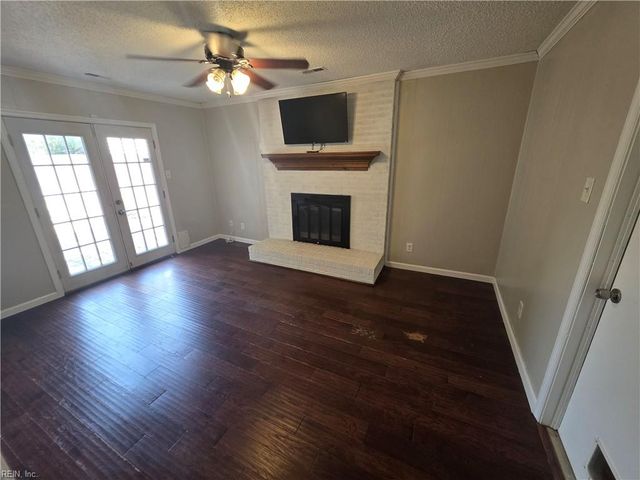 4865 Halwell DR, Virginia Beach, VA 23464