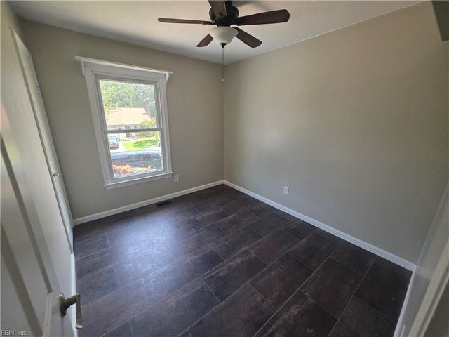 4865 Halwell DR, Virginia Beach, VA 23464