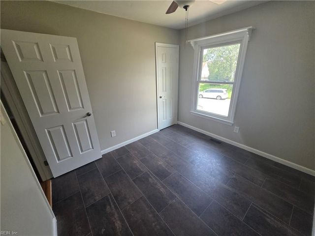 4865 Halwell DR, Virginia Beach, VA 23464