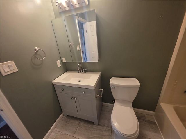 4865 Halwell DR, Virginia Beach, VA 23464
