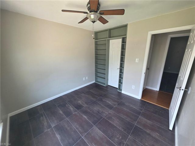 4865 Halwell DR, Virginia Beach, VA 23464
