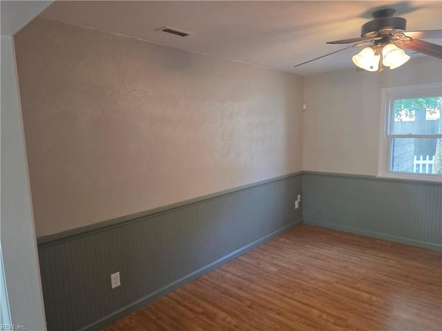 4865 Halwell DR, Virginia Beach, VA 23464
