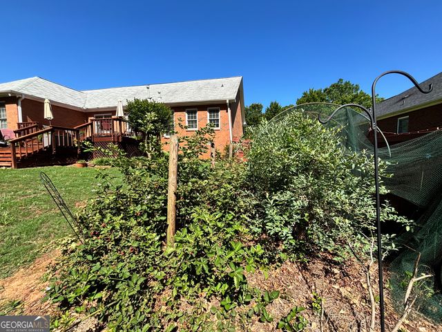 740 Saint Ives Lane, Athens, GA 30606