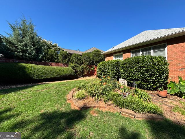 740 Saint Ives Lane, Athens, GA 30606