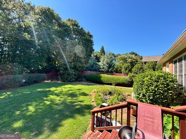 740 Saint Ives Lane, Athens, GA 30606