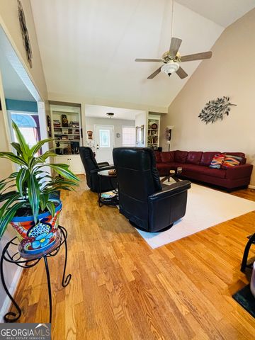 740 Saint Ives Lane, Athens, GA 30606