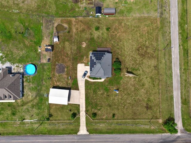 6080 County Road 939, Nevada, TX 75173
