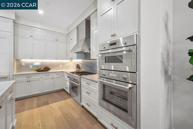 600 Hartz Ave 104, Danville, CA 94526