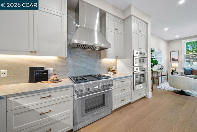 600 Hartz Ave 104, Danville, CA 94526