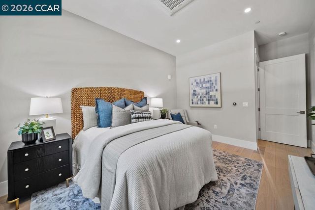 600 Hartz Ave 104, Danville, CA 94526