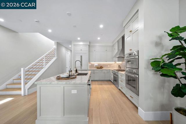 600 Hartz Ave 104, Danville, CA 94526