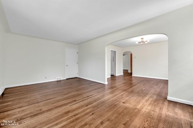 796-798 Harcourt Road, Grosse Pointe Park, MI 48230