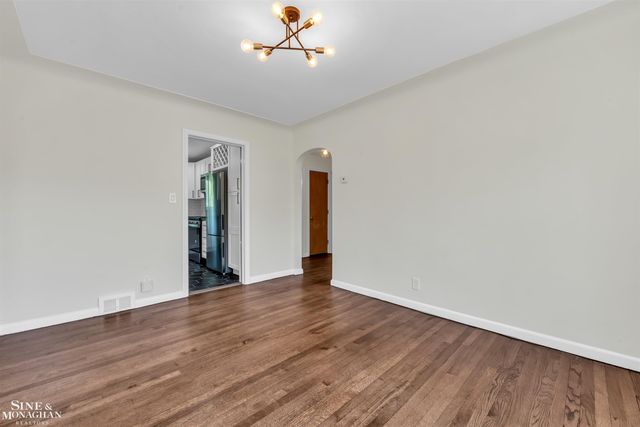 796-798 Harcourt Road, Grosse Pointe Park, MI 48230