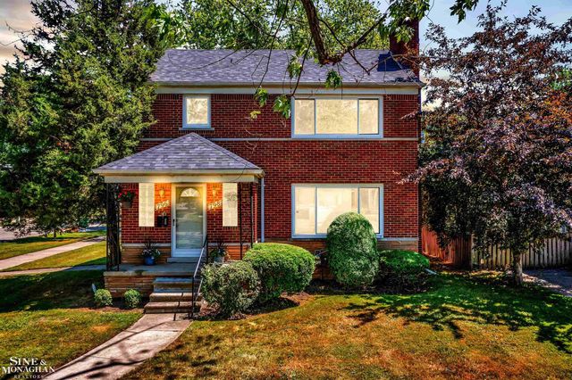 796-798 Harcourt Road, Grosse Pointe Park, MI 48230