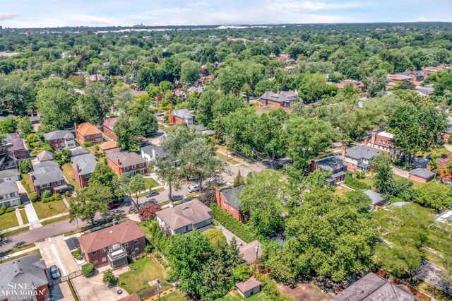 796-798 Harcourt Road, Grosse Pointe Park, MI 48230