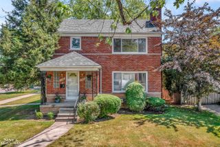 796-798 Harcourt Road, Grosse Pointe Park, MI 48230