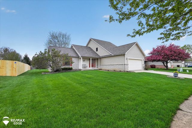 819 Village Drive, Davison, MI 48423
