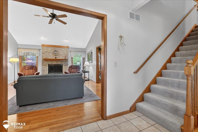 819 Village Drive, Davison, MI 48423