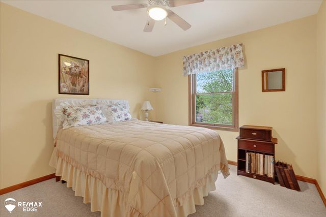 819 Village Drive, Davison, MI 48423
