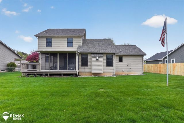 819 Village Drive, Davison, MI 48423