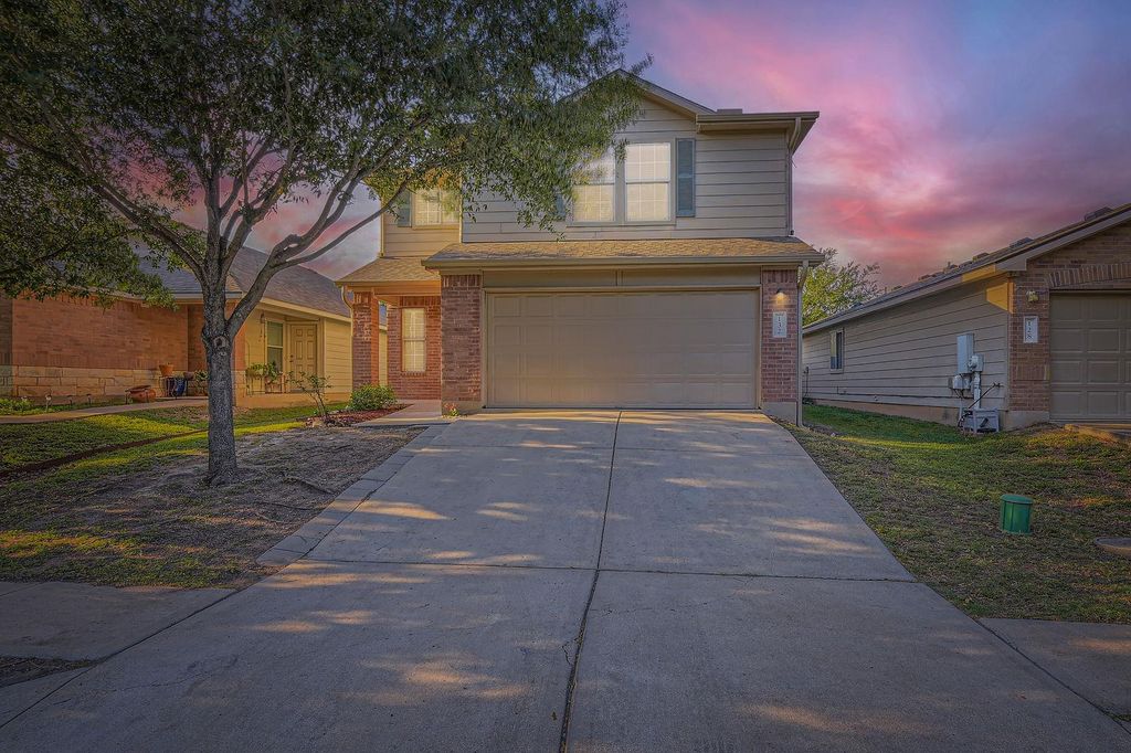 132 Hillhouse LN, Manchaca, TX 78652