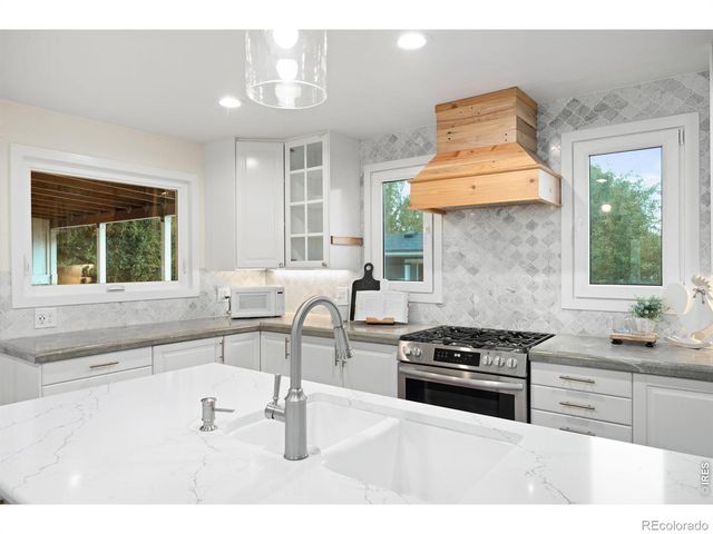 730 Butte Pass Drive, Fort Collins, CO 80526