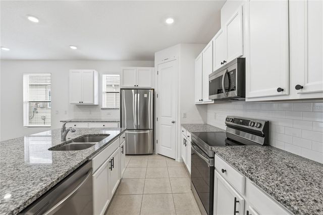 6550 BARNSTORM WAY, St Cloud, FL 34771