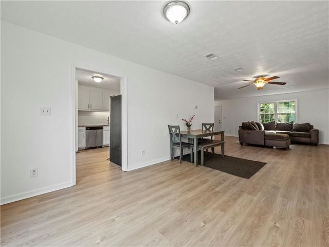 310 Winding River Drive C, Atlanta, GA 30350