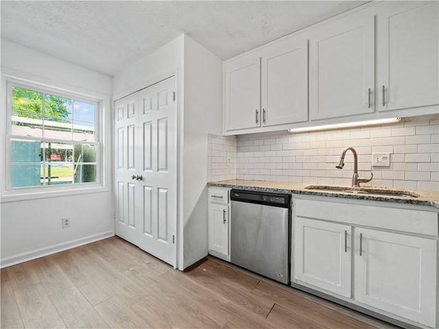 310 Winding River Drive C, Atlanta, GA 30350