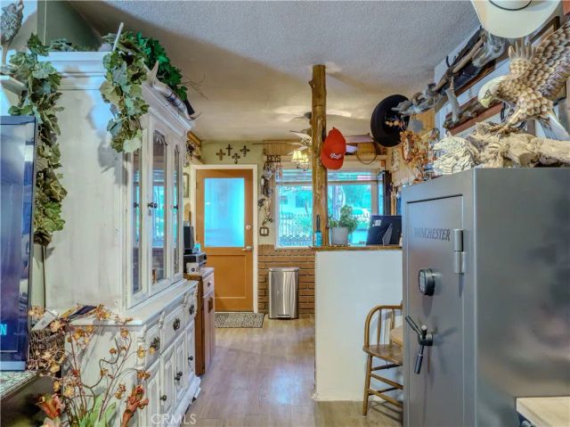 9413 Garfield, Riverside, CA 92503