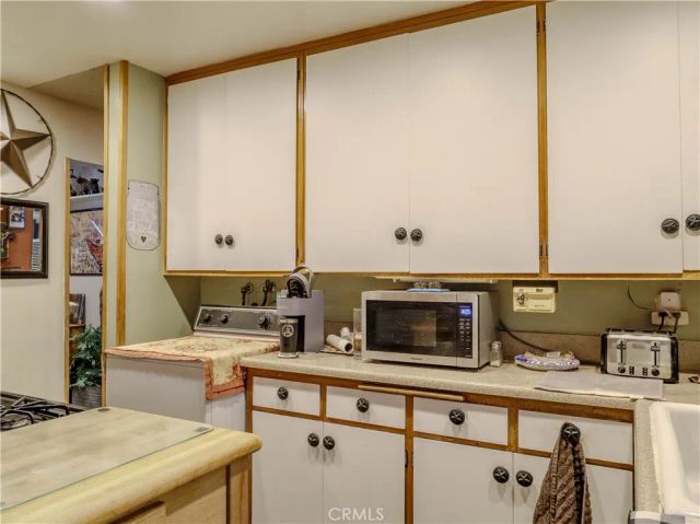 9413 Garfield, Riverside, CA 92503