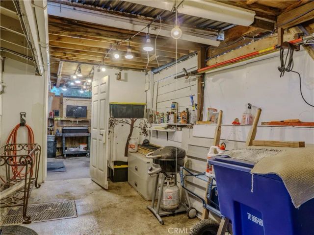 9413 Garfield, Riverside, CA 92503