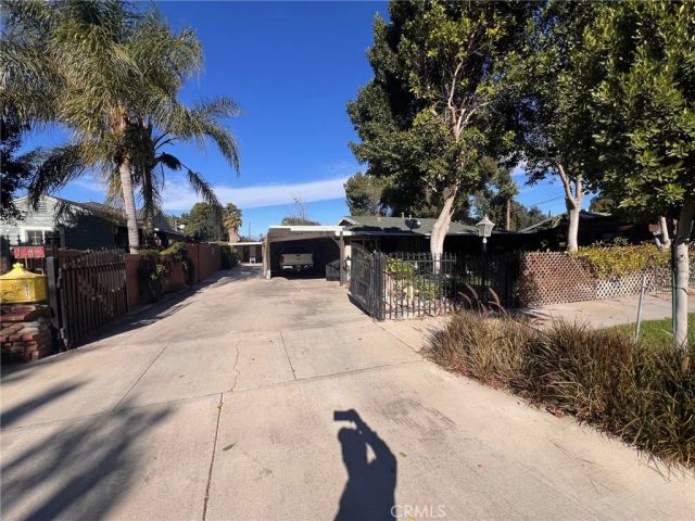 9413 Garfield, Riverside, CA 92503