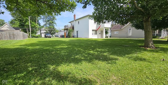 215 N Center Street, Plainfield, IN 46168