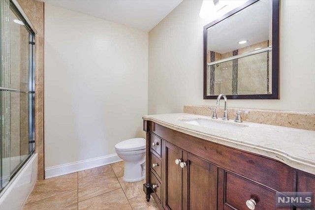 455 Bayberry Road, Bridgewater, NJ 08807
