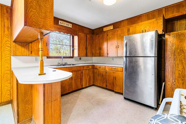 205 Commerce Street N, Madisonville, TX 77864