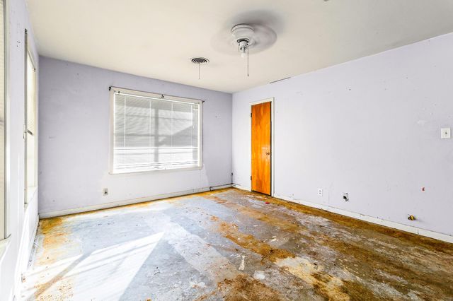 205 Commerce Street N, Madisonville, TX 77864