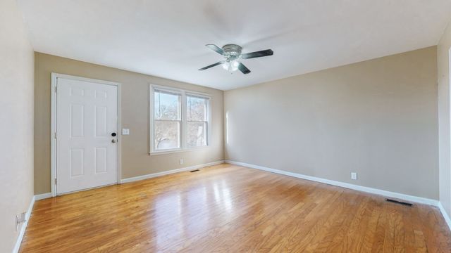 108 Oakwood Ct, Hendersonville, TN 37075