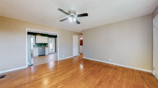 108 Oakwood Ct, Hendersonville, TN 37075