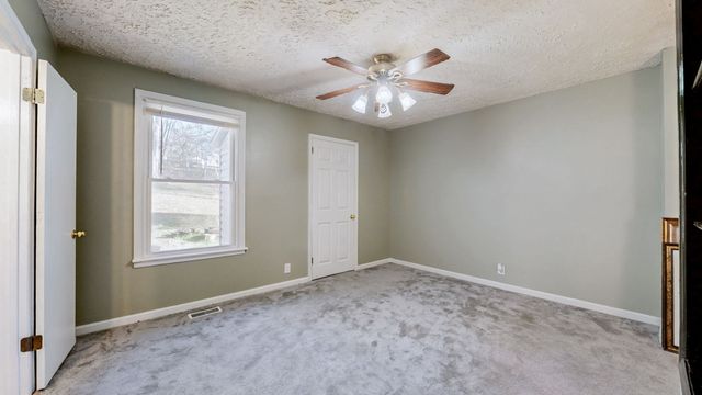 108 Oakwood Ct, Hendersonville, TN 37075