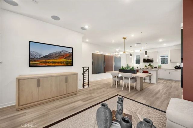 101 S Laxore Street 203, Anaheim, CA 92804