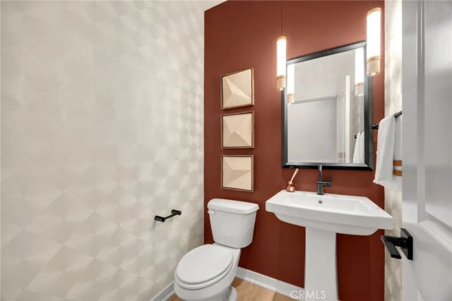 101 S Laxore Street 203, Anaheim, CA 92804