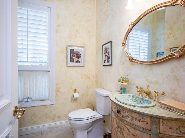 303 CUDDY CT, Naples, FL 34103