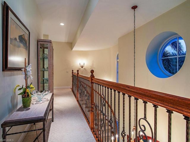 303 CUDDY CT, Naples, FL 34103